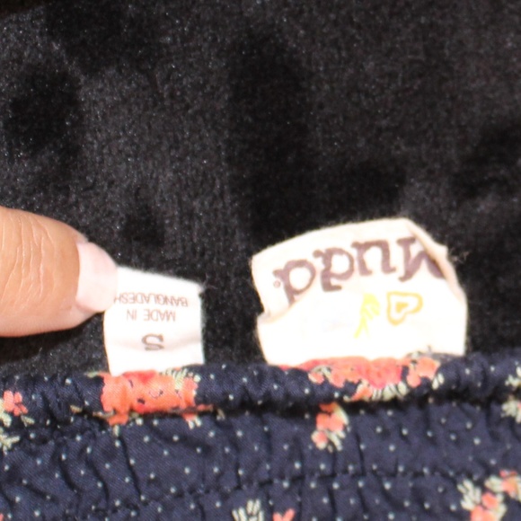 Cute Cotton Fit n Flare MUDD top - Picture 4 of 4